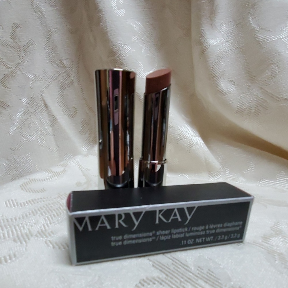 MK True Dimensions Sheer Lipstick